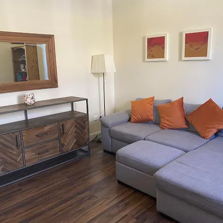 Church View House Apartment *